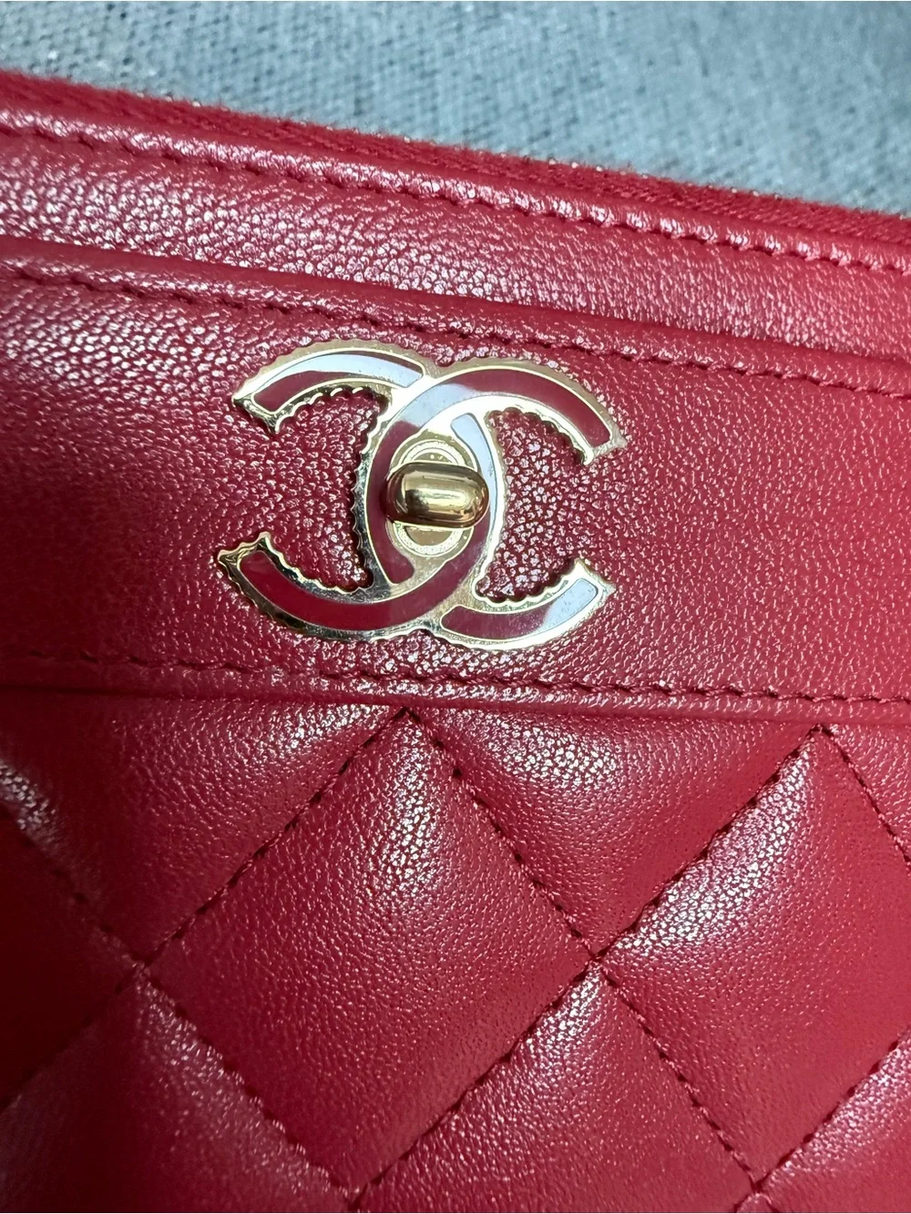 CHANEL CC mademoiselle slim zippy wallet